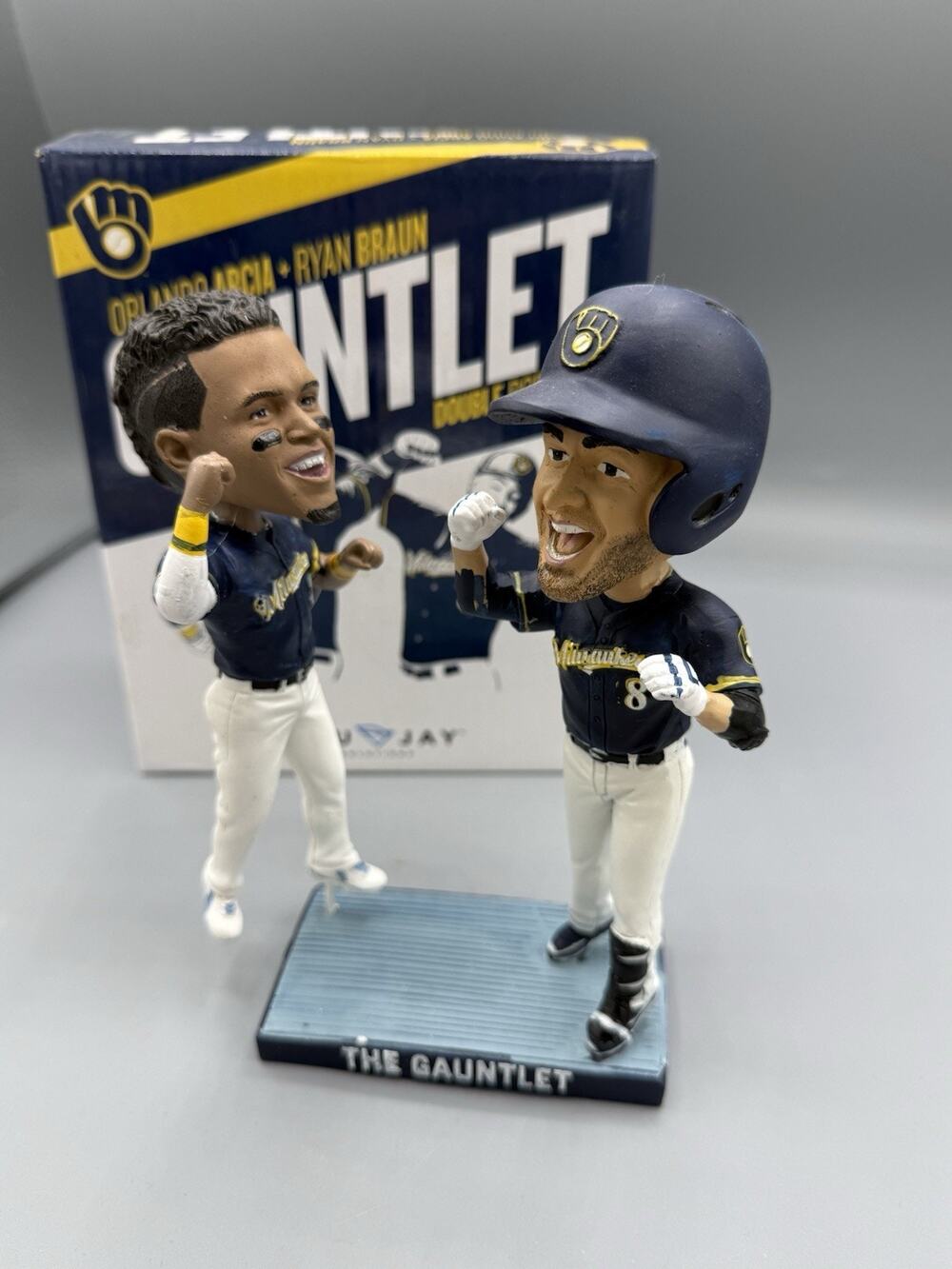 2018 Ryan Braun Orlando Arcia Gauntlet Bobblehead Brewers SGA Box Ticket